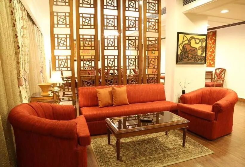 호텔 The Ashok, New Delhi