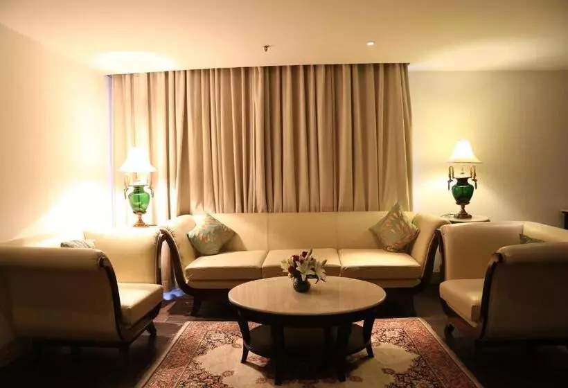 호텔 The Ashok, New Delhi