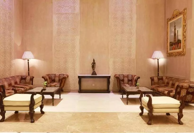 호텔 The Ashok, New Delhi