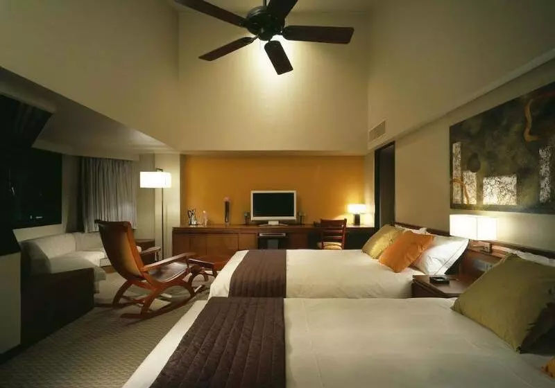 Hotel The Luigans Spa And Resort