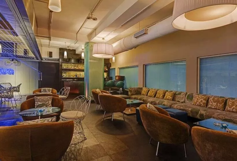 هتل The Park Kolkata