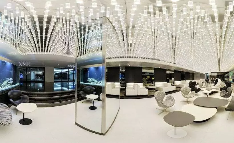 هتل The Park Kolkata