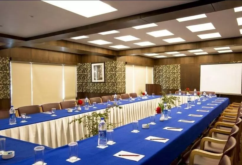 호텔 Vikram Vintage Inn