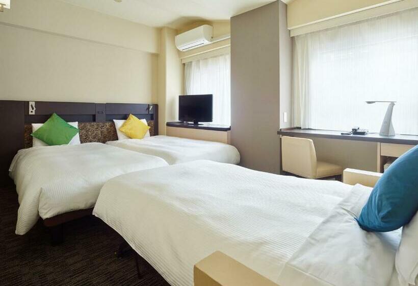 בית מלון כפרי Mitsui Garden Osaka Yodoyabashi