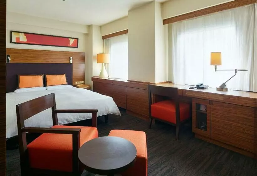 هتل Mitsui Garden  Osaka Yodoyabashi