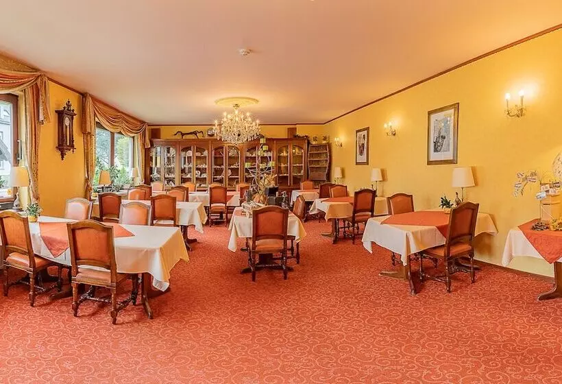 هتل Hostellerie Val Fleuri