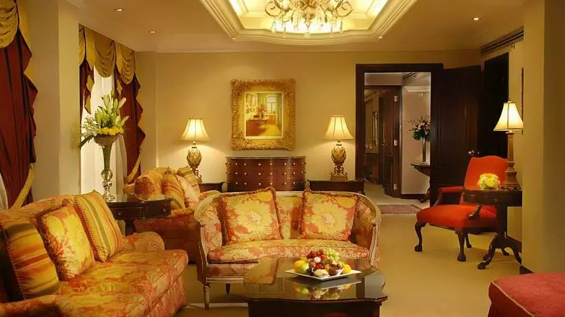 هتل Safir International