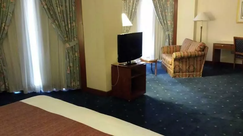 هتل Safir International