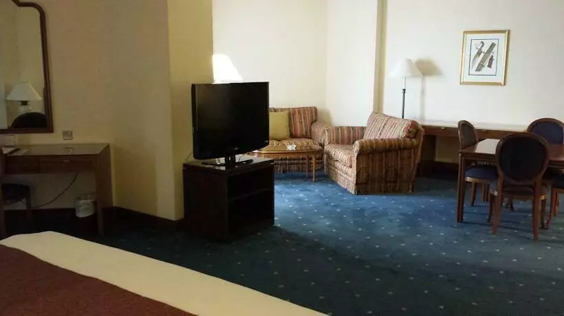 هتل Safir International