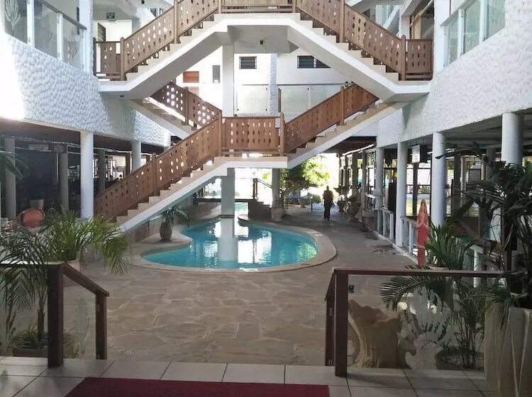 Travellers Beach Hotel & Club