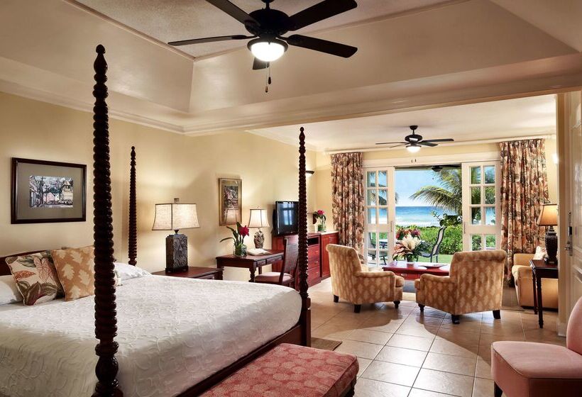 استراحتگاه Half Moon