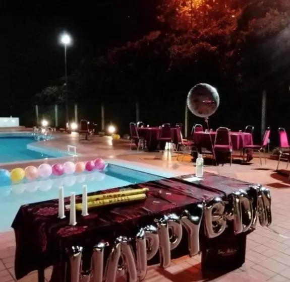 Resort Otel Mersing Merlin Inn