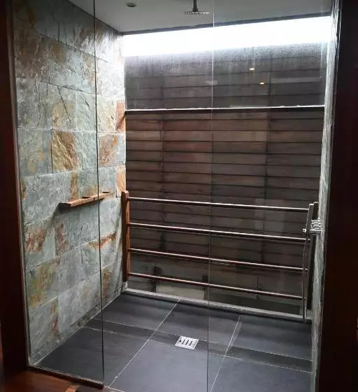 Gangehi Island Resort & Spa