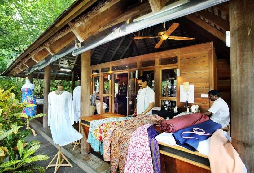 Gangehi Island Resort & Spa