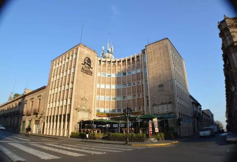 Отель Alameda Centro Historico