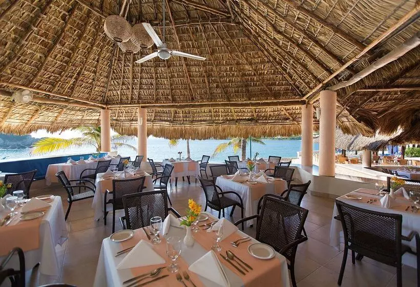 Hotel Barceló Huatulco - All Inclusive