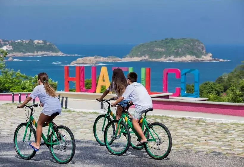 Hotel Barceló Huatulco - All Inclusive