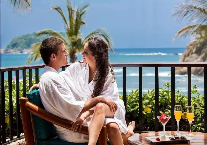 Hotel Barceló Huatulco - All Inclusive