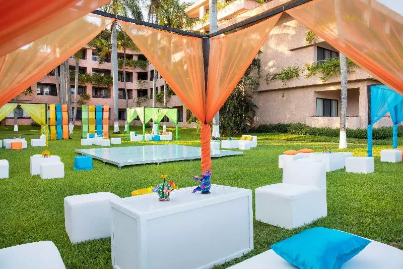 Hotel Barceló Huatulco - All Inclusive