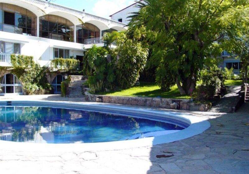 فندق De La Borda