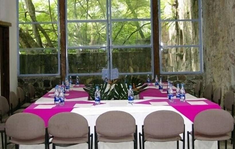 فندق De La Borda