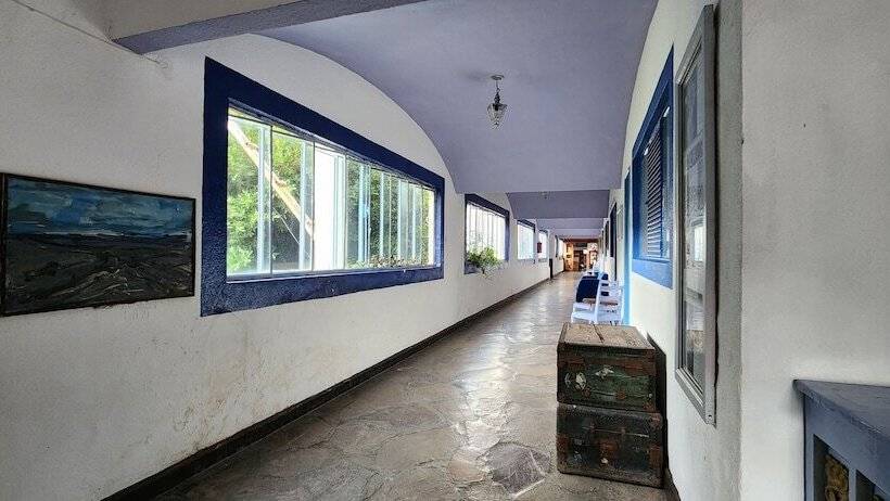 فندق De La Borda