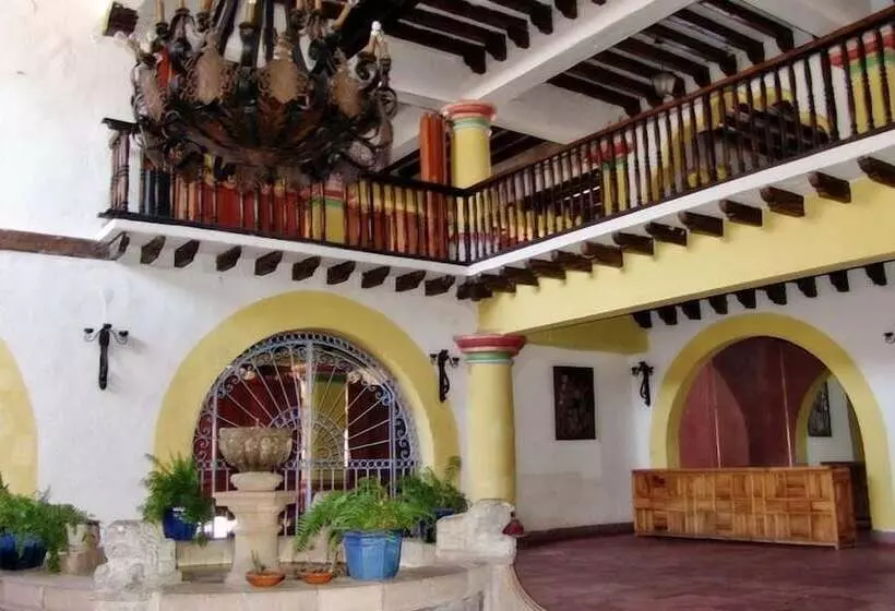 ホテル De La Borda