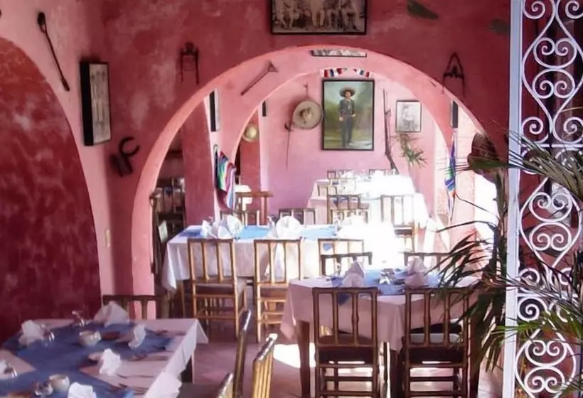 ホテル De La Borda