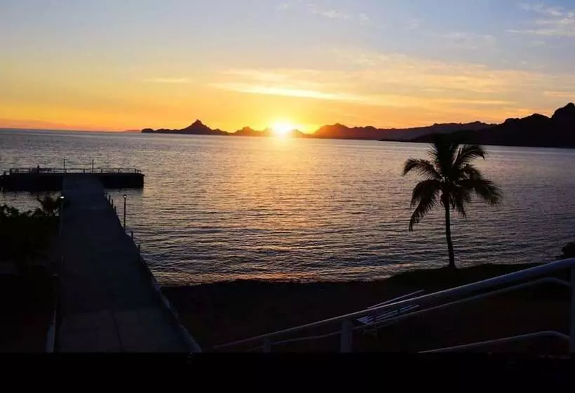 호텔 Playa De Cortes