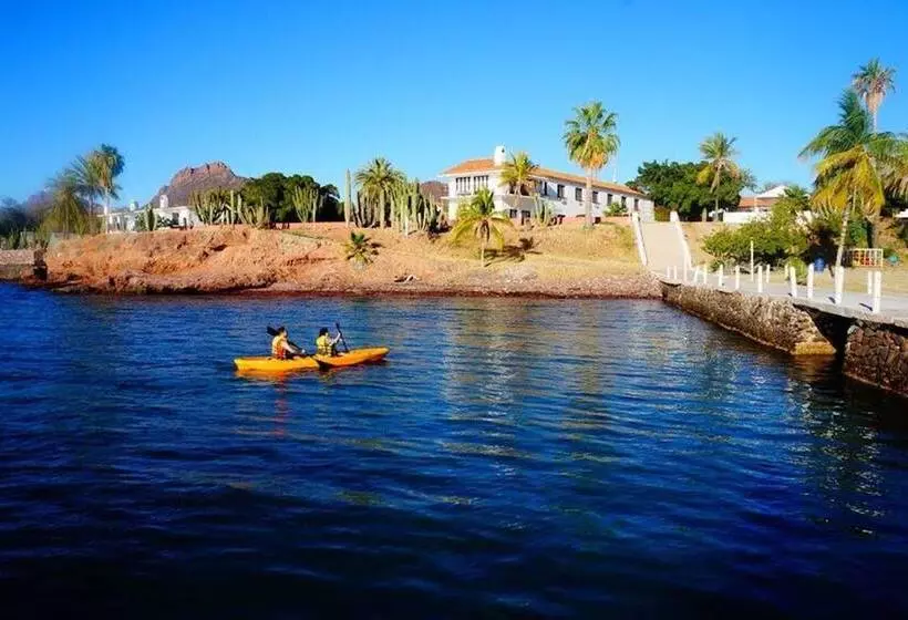 Hotelli Playa De Cortes