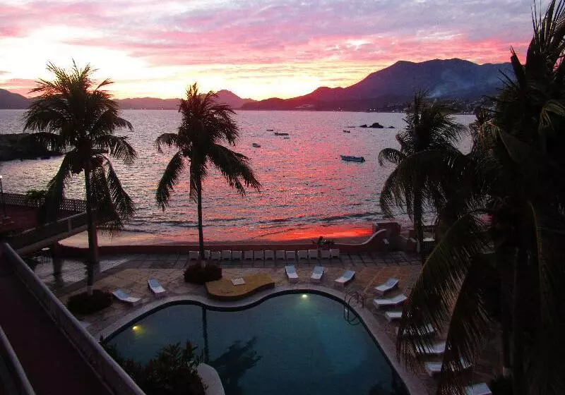 فندق Playa De Santiago