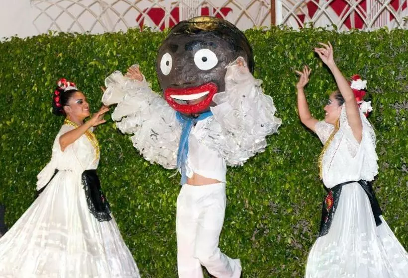 فندق Real Bananas All Inclusive