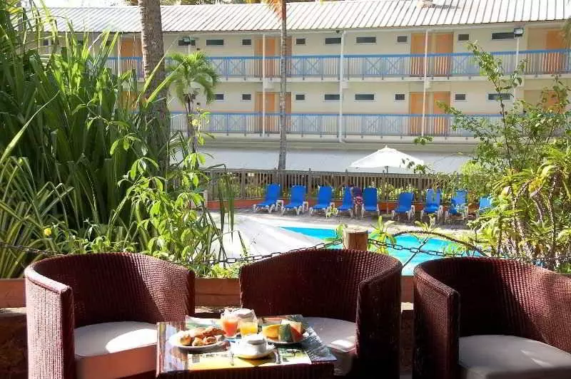 هتل Carayou Hôtel & Spa