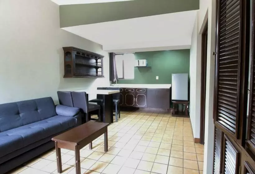 モーテル La Fuente, Saltillo