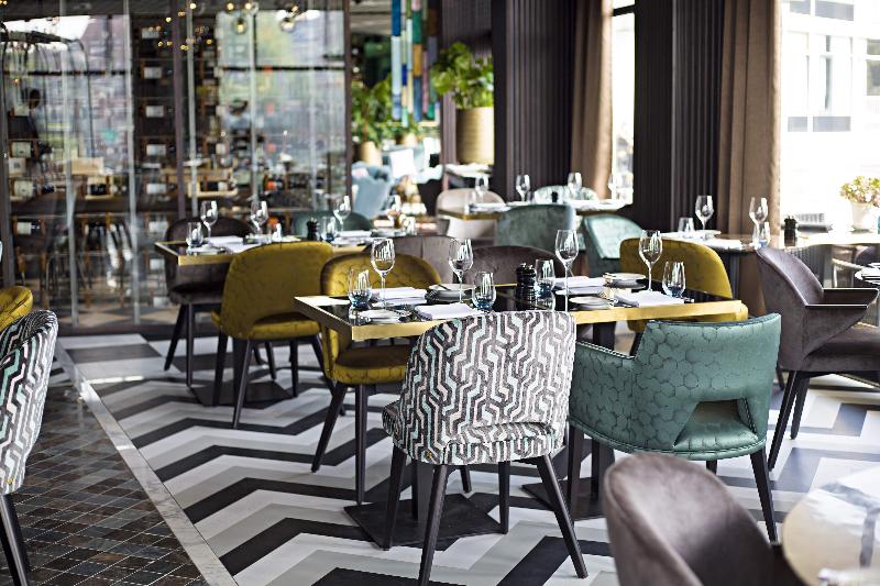 Apollo Hotel Amsterdam, A Tribute Portfolio