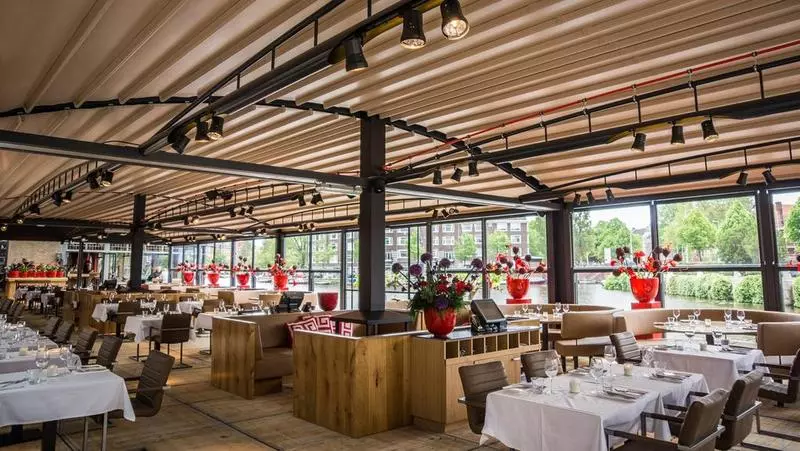 Apollo Hotel Amsterdam, A Tribute Portfolio