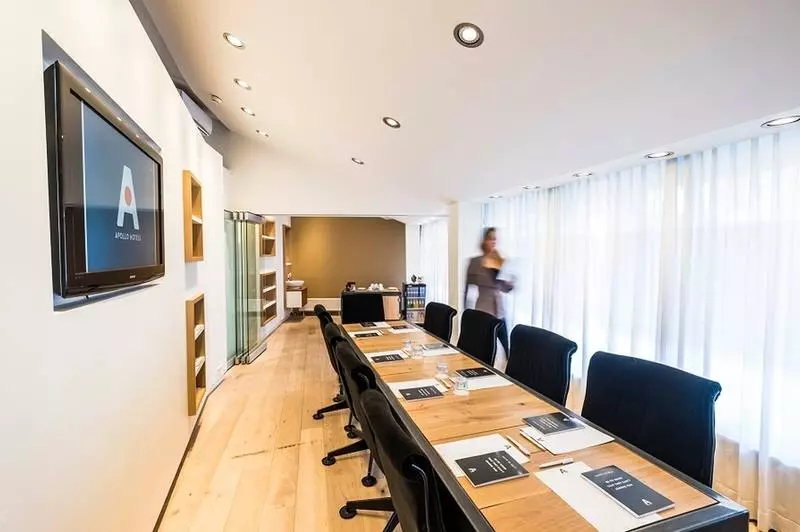 Apollo Hotel Amsterdam, A Tribute Portfolio