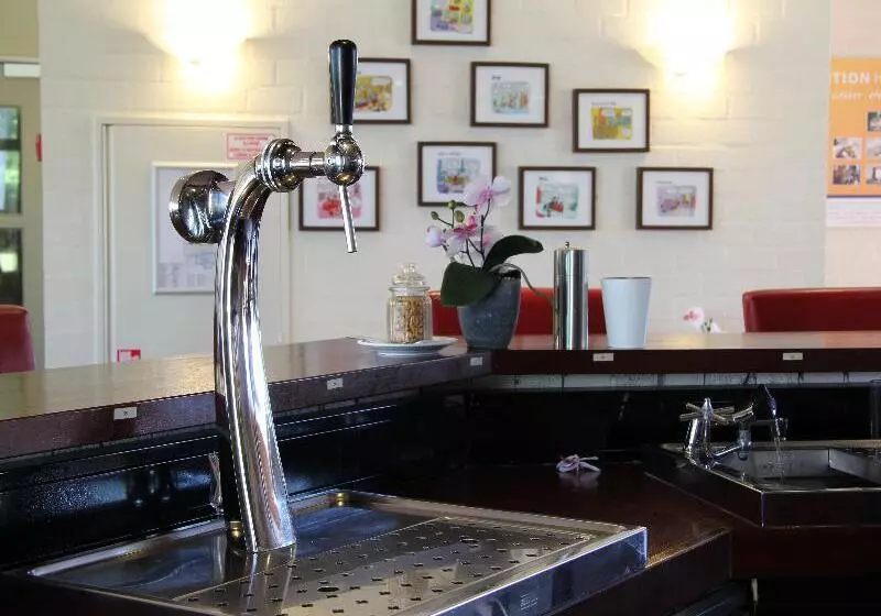 Bastion Hotel Leiden Voorschoten