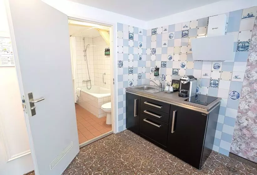 Grand Museum Hotel, Bw Signature Collection