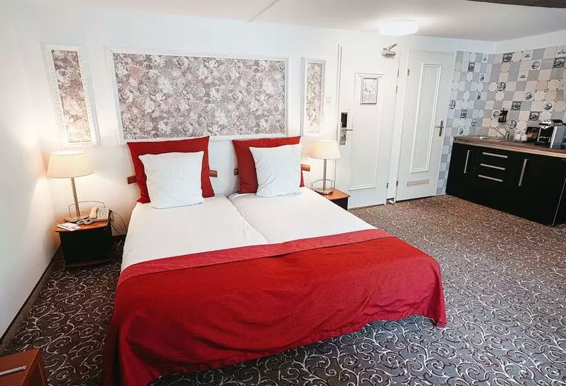 Grand Museum Hotel, Bw Signature Collection