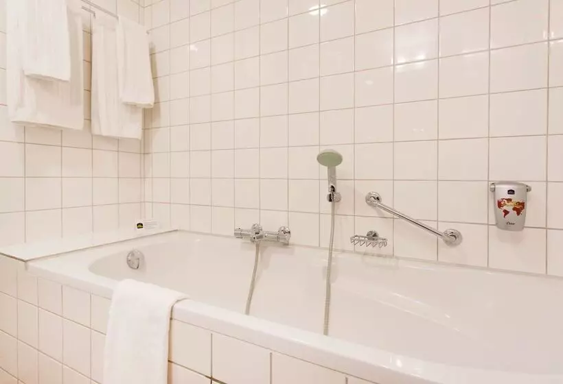 Grand Museum Hotel, Bw Signature Collection