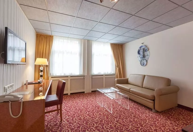 Grand Museum Hotel, Bw Signature Collection