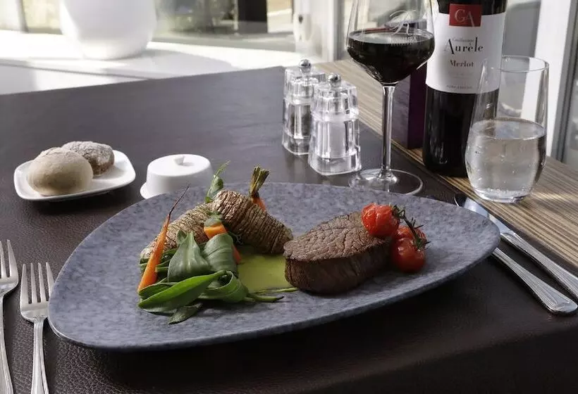 Churchill Hotel Terneuzen