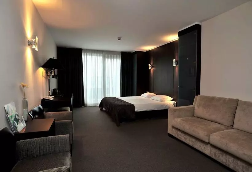 酒店 Golden Tulip West Ende