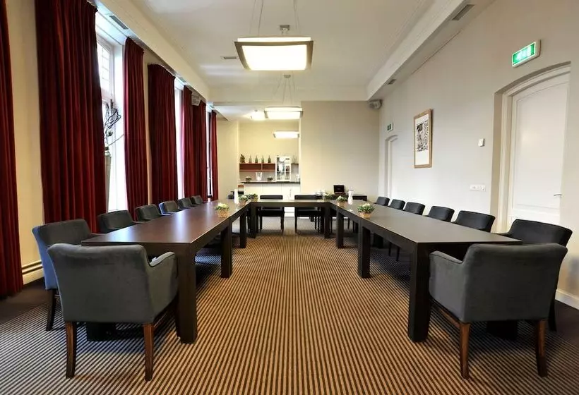 酒店 Golden Tulip West Ende