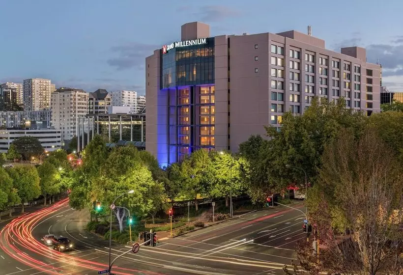فندق Grand Millennium Auckland