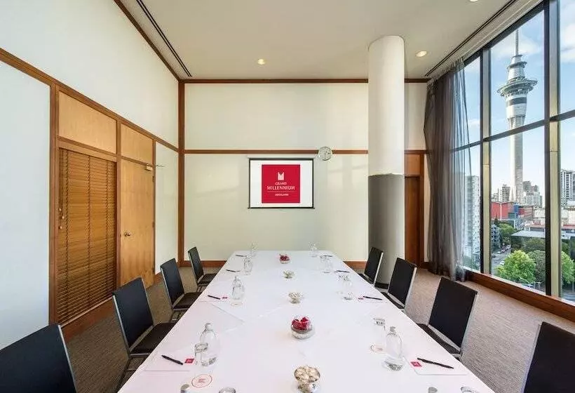 فندق Grand Millennium Auckland