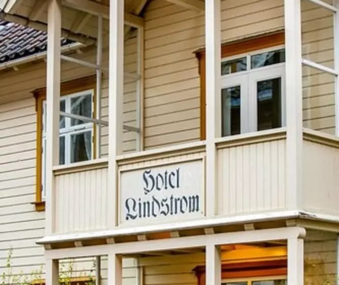 فندق Lindstrøm