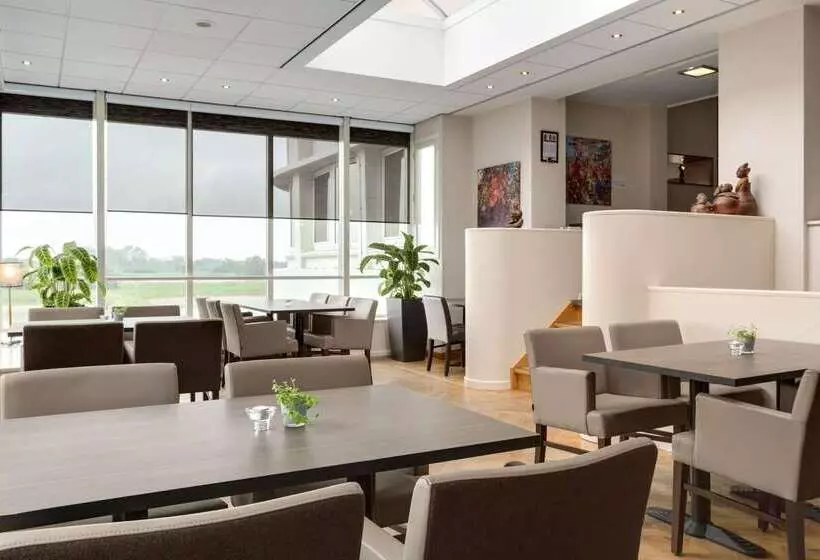 호텔 NH Arnhem Rijn