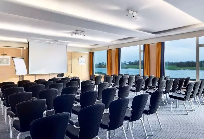 호텔 NH Arnhem Rijn